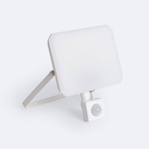 naswietlacz-led-50w-z-czujnikiem-ruchu-pir-ip65-bialy.jpg