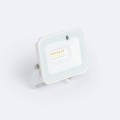 naswietlacz-led-20w-rgbw-z-pilotem-ir-ip65-bialy.jpg