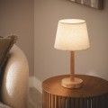 sk-lampara-de-mesa-inalambrica-en-madera-fernati.jpg