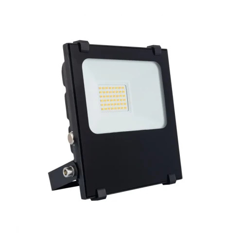 Naświetlacz LED 20W 135 lm/W IP65 HE PRO