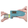 Uniwersalny tester baterii z wyświetlaczem N0322
