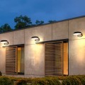 Solarna oprawa elewacyjna SOE-4 4000K 20/85/180lm