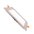 oprawa-led-18w-kwadratowa-superslim-srebrna-wyciecie-205x205-mm.jpg